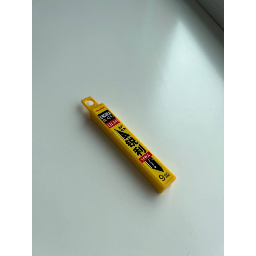 Tool 030 - Змінні леза Tajima White 30° 9 мм, 10 шт