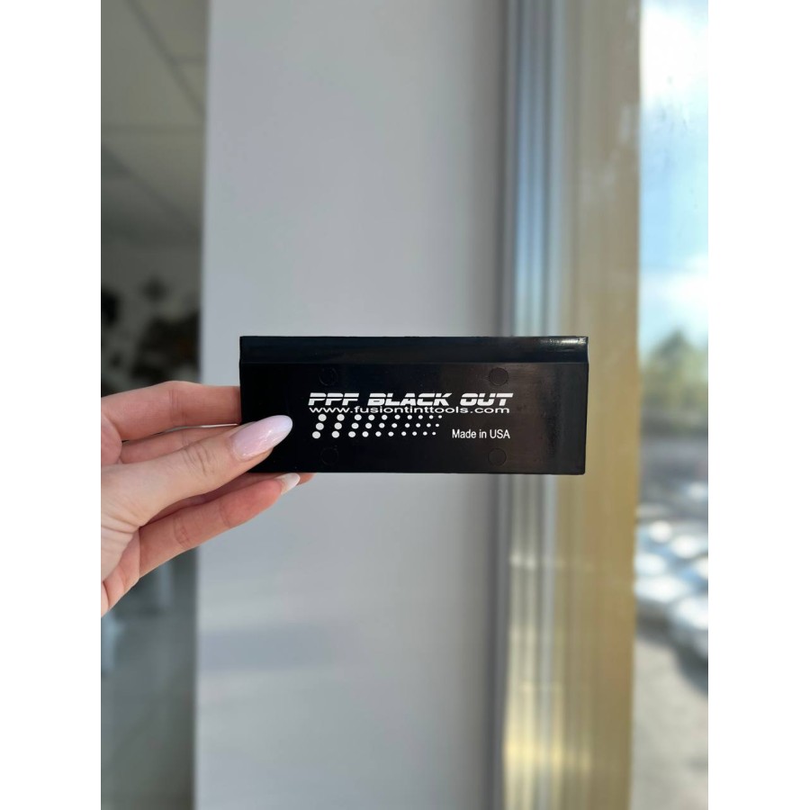 Tool 182 - Вигонка Fusion PPF Black Out Blade, 5х12,7 см (м'якої жорсткості)