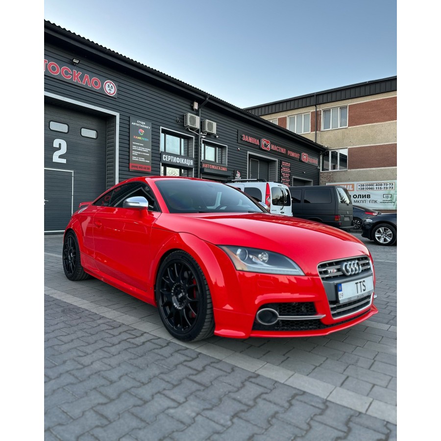 Антигравійна плівка для авто: BRAWIX Color PPF (Farreri Red Number 001) - 1.52 x 16 м/п