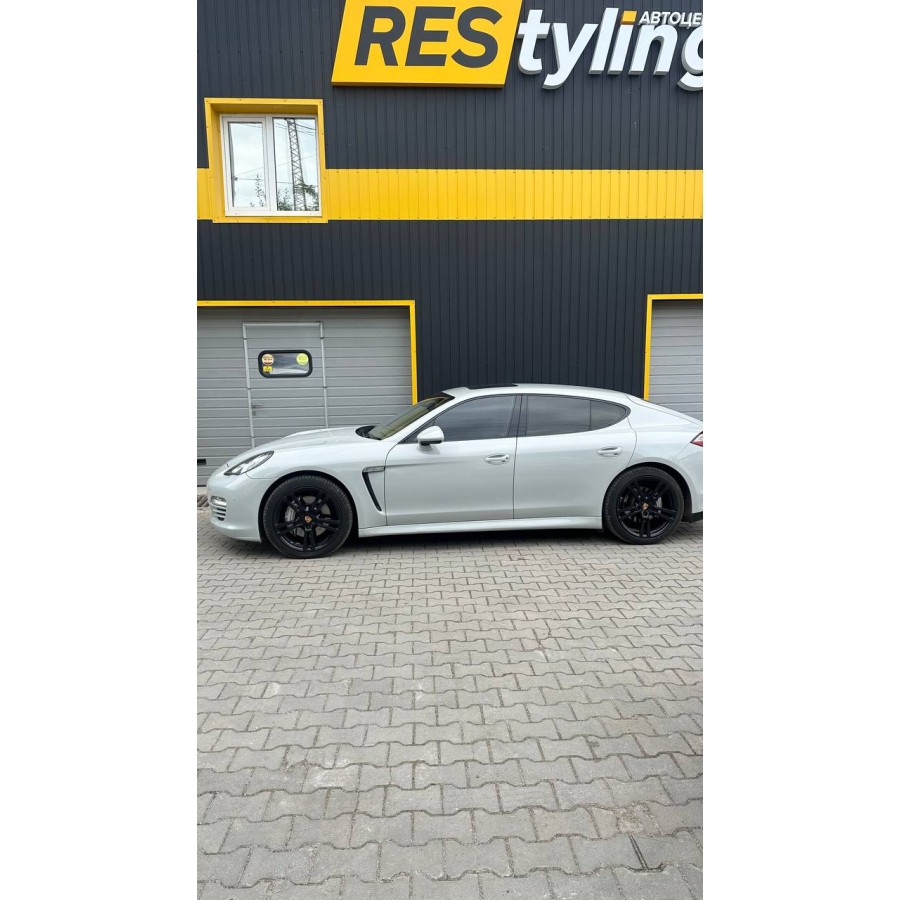 Антигравійна плівка для авто: BRAWIX Color PPF (Veicane Gray: Number 014) - 1.52 x 16 м/п