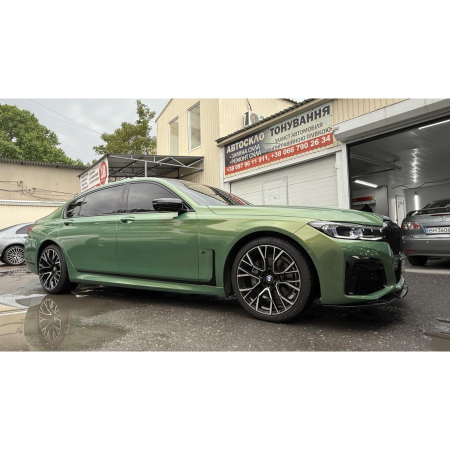 Антигравійна плівка для авто: BRAWIX Color PPF (Rainbow Emerald: Number 027) - 1.52 x 16 м/п