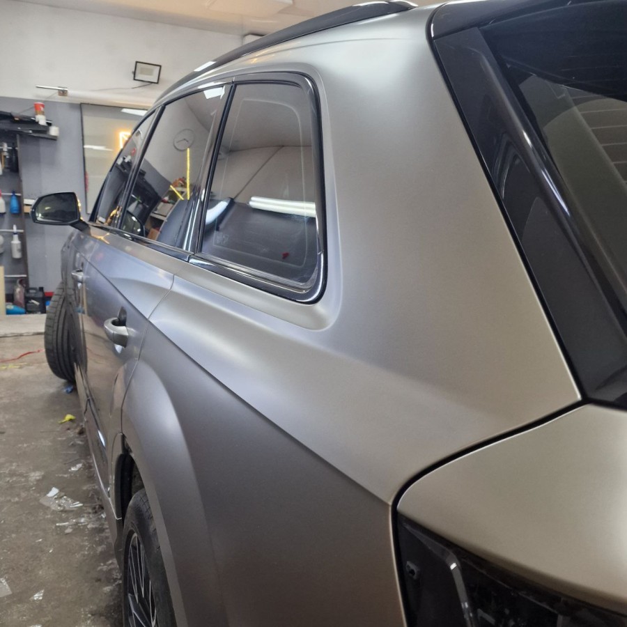 Антигравійна плівка для авто: BRAWIX Color PPF (Matte Liquid White Silver: Number 051) - 1.52 x 16 м/п