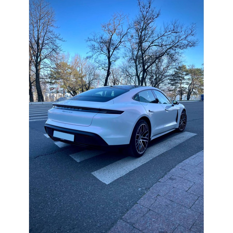 Антигравійна плівка для авто: BRAWIX Color PPF (Diamond White to pink: Number 070) - 1.52 x 16 м/п