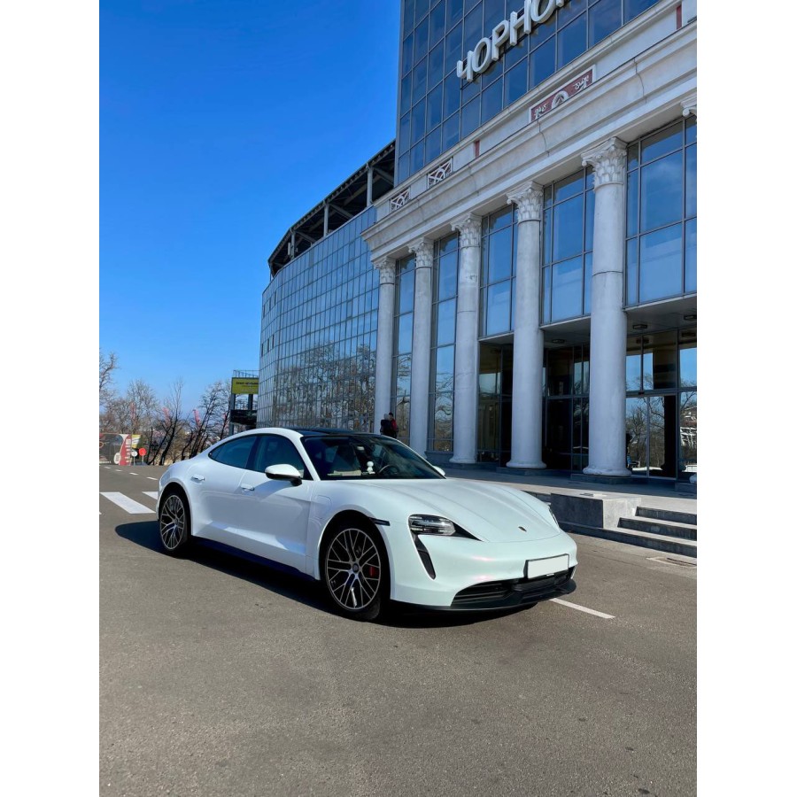 Антигравійна плівка для авто: BRAWIX Color PPF (Diamond White to pink: Number 070) - 1.52 x 16 м/п