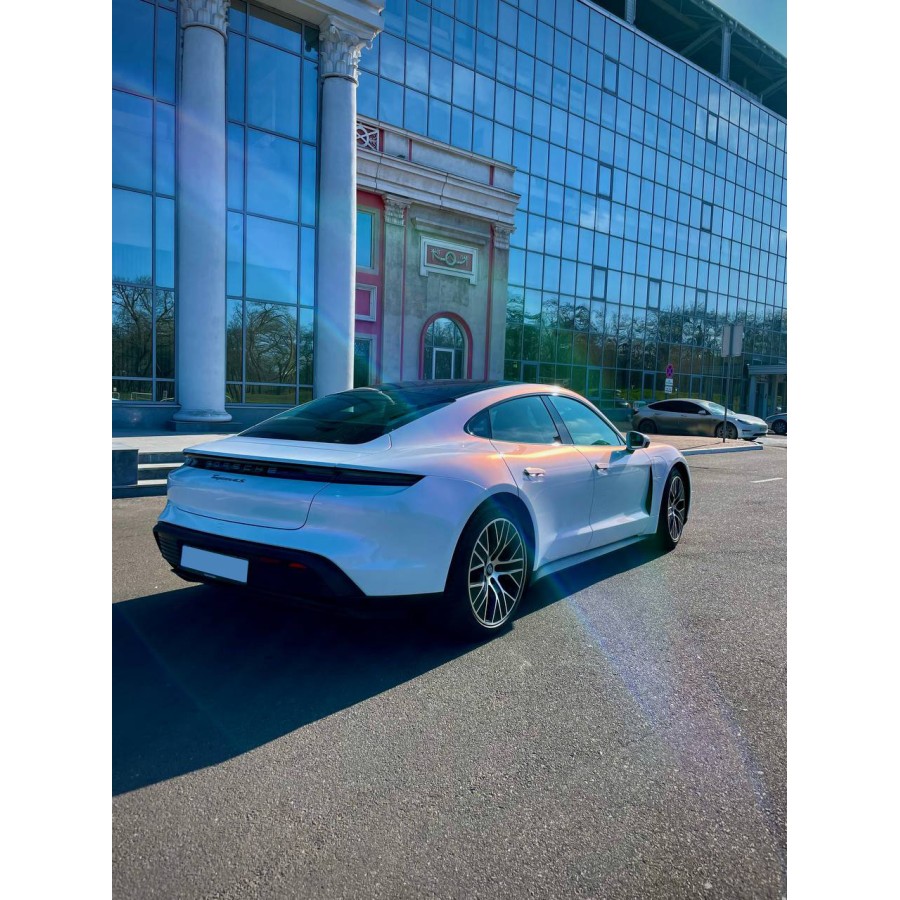 Антигравійна плівка для авто: BRAWIX Color PPF (Diamond White to pink: Number 070) - 1.52 x 16 м/п