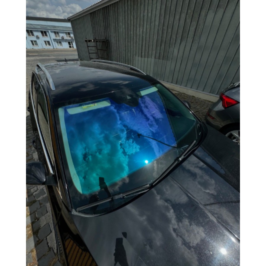 Тонувальна плівка для авто: хамелеон BRAWIX Chameleon Deep Sky 60% - 1,52 x 30m