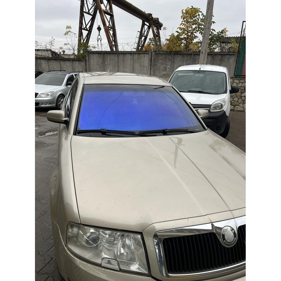 Тонувальна плівка для авто: хамелеон BRAWIX Chameleon Deep Sky 60% - 1,52 x 30m